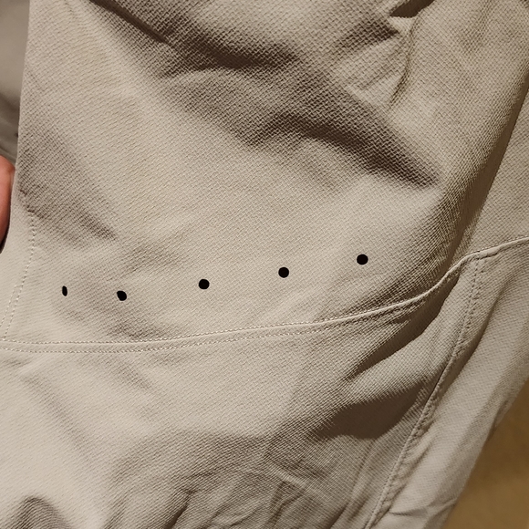 Lululemon License to Train Jogger - Picture 3 of 5